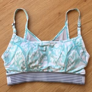 Lolë Sports Bra